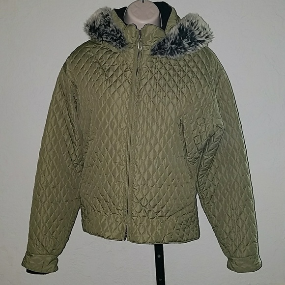 Obermeyer Jackets & Blazers - Obermeyer Green Venus II Quilted Ski Coat sz 8